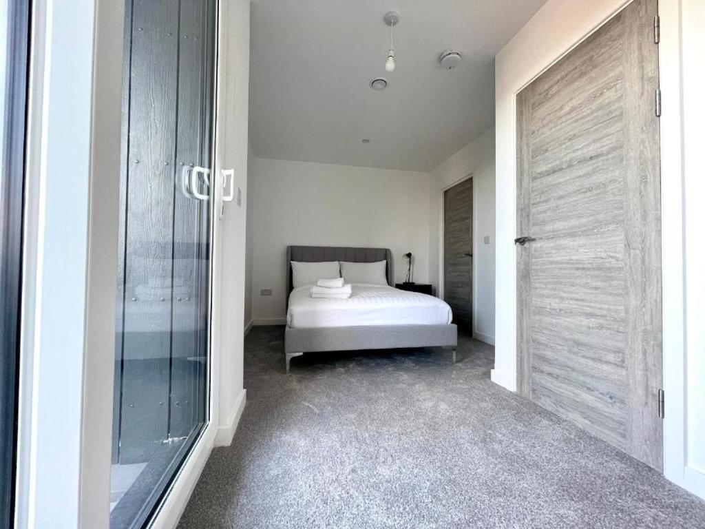 פטרבורו Bayard Plaza Penthouse Apartments מראה חיצוני תמונה
