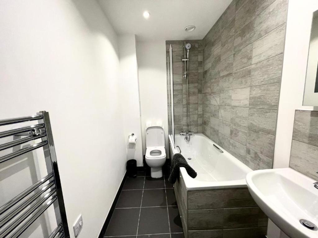 פטרבורו Bayard Plaza Penthouse Apartments מראה חיצוני תמונה