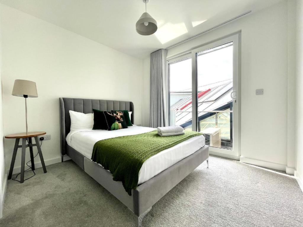 פטרבורו Bayard Plaza Penthouse Apartments מראה חיצוני תמונה
