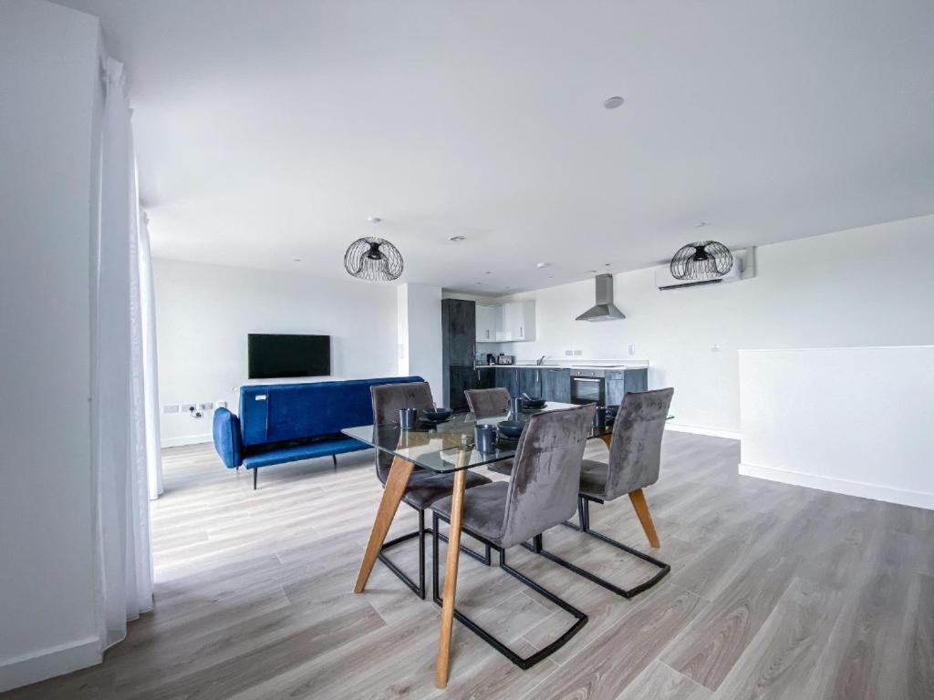 פטרבורו Bayard Plaza Penthouse Apartments מראה חיצוני תמונה