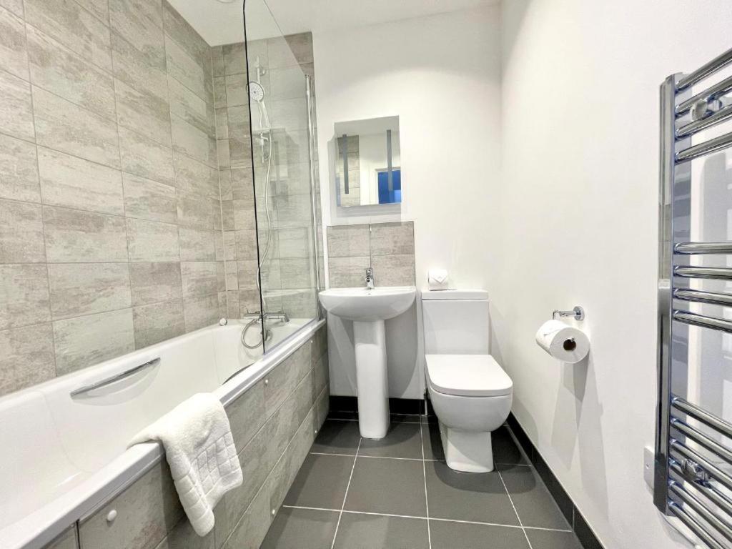 פטרבורו Bayard Plaza Penthouse Apartments מראה חיצוני תמונה